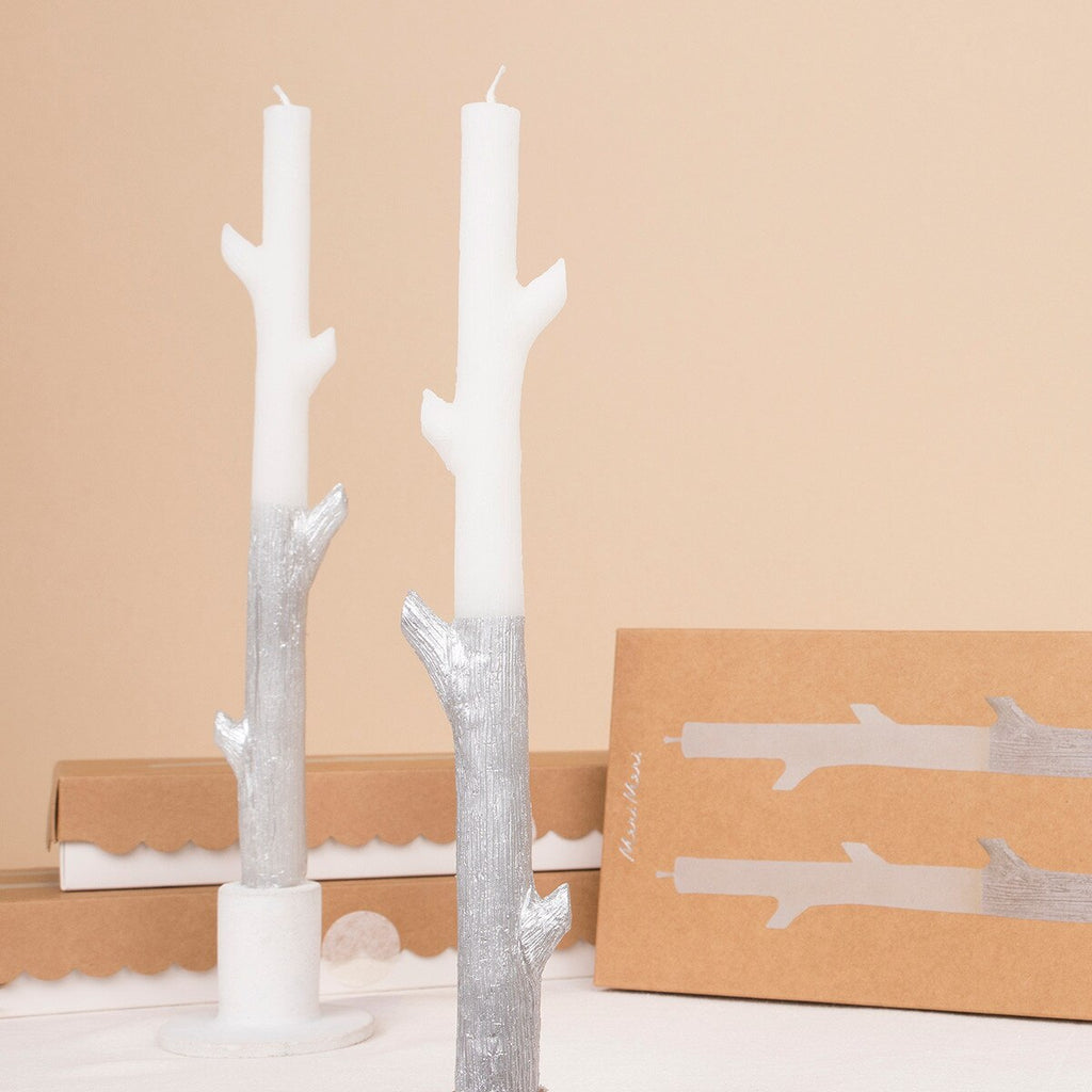 Candele a bastoncino ricoperte d'argento (x 2)
